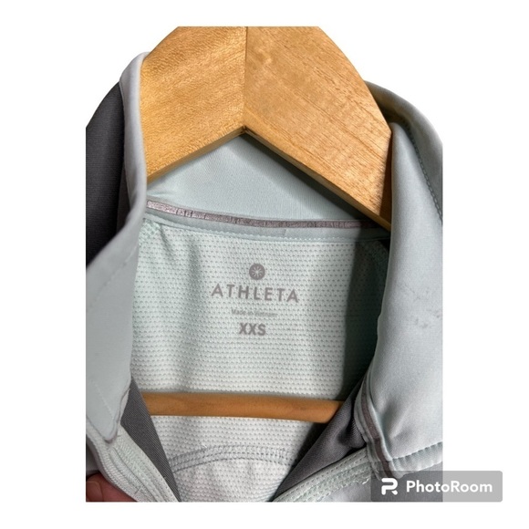 Athleta half zip - Picture 2 of 6